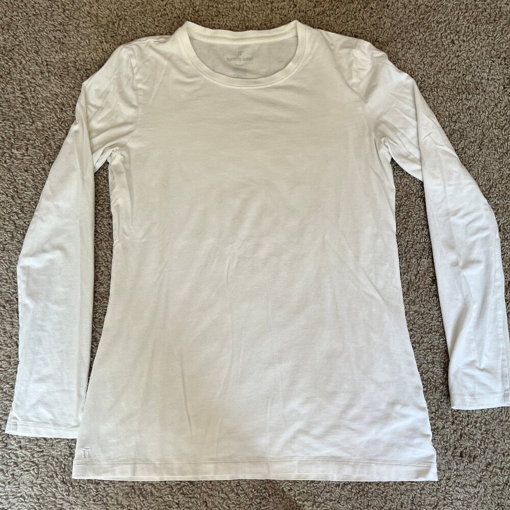 Tommy John Second Skin Long Sleeve Crew Neck T-Shirt in white, size medium